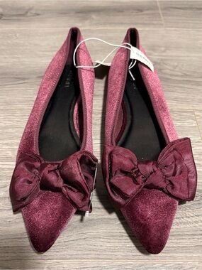 NWT Old Navy Women's Pointed Bow Flats - Plum